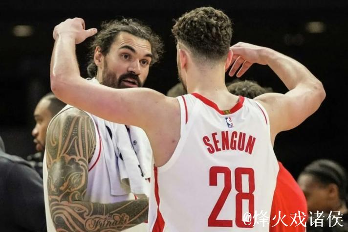 蔡恩内线无敌！14投11中狂砍25分6板，鹈鹕力克篮网